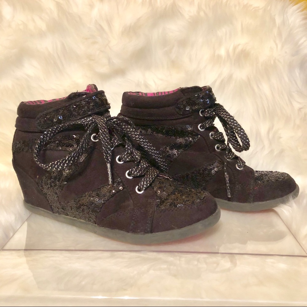 Justice Black Hightop Sneakers - Picture 2 of 7